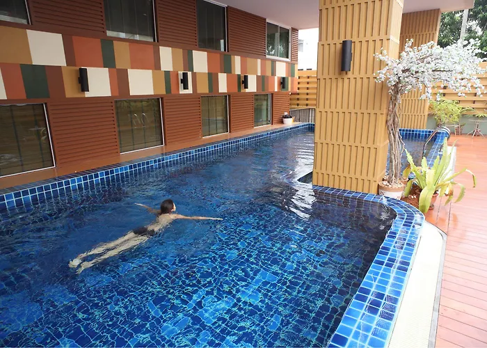 Prom Thailand Cultural Centre 4*