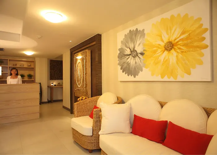 Prom Thailand Cultural Centre Hotel 4*