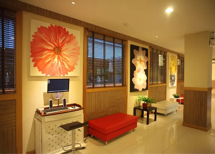 Prom Thailand Cultural Centre Отель 4*