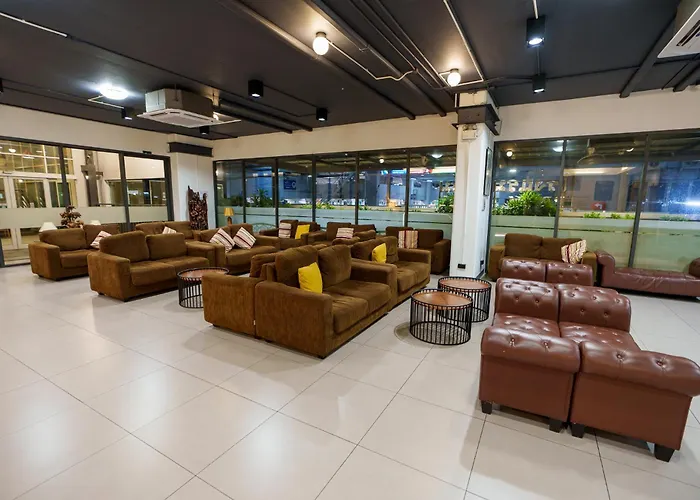 Prom Thailand Cultural Centre Отель 4*