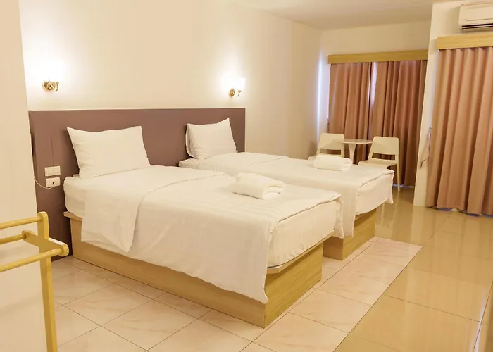 Prom Thailand Cultural Centre Отель 4*