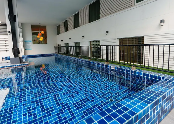 Prom Thailand Cultural Centre 4*