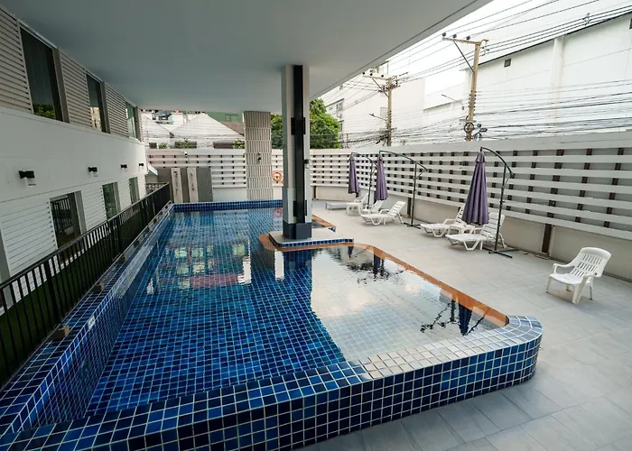 Prom Thailand Cultural Centre Отель 4*