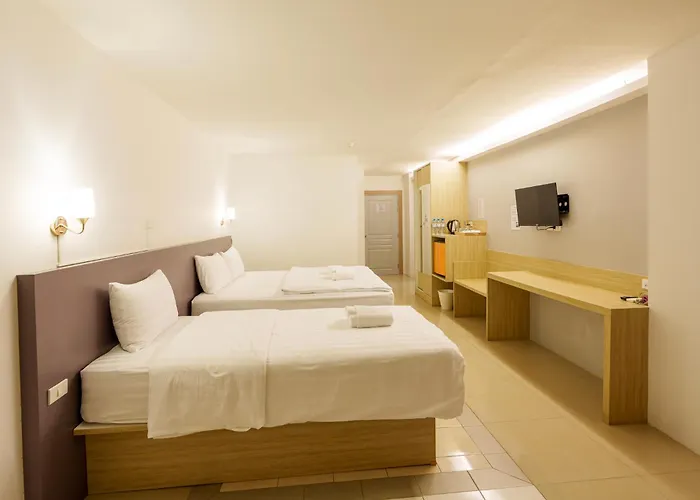 Отель Prom Thailand Cultural Centre 4*
