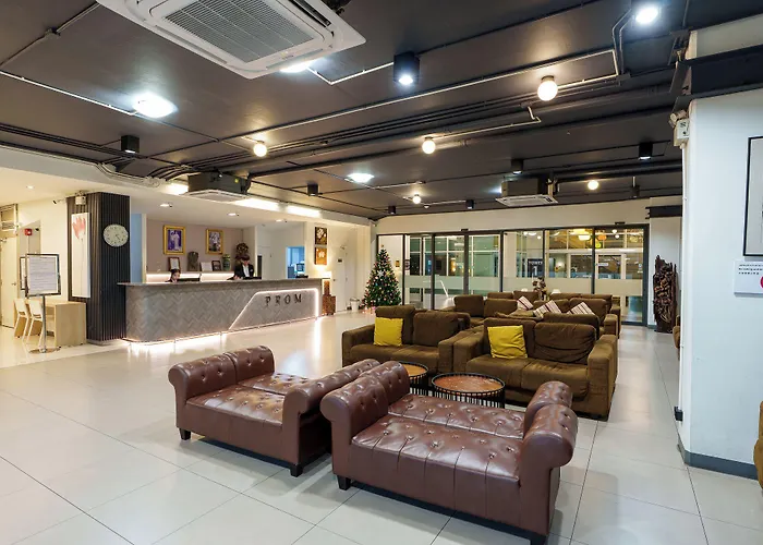Prom Thailand Cultural Centre 4*